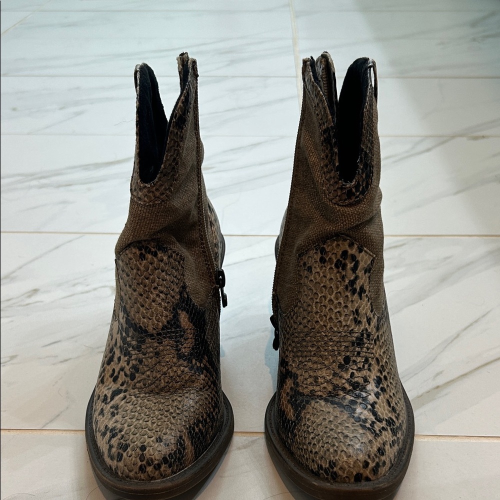 Women’s Brown Snake-Print Ankle Boots - Blowfish Malibu- size 7.5